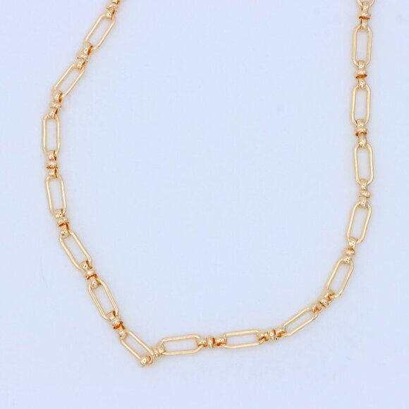 "Minimalist & Elegant Necklace Chain – Perfect for Women & Girls | UNVRC1582 - Picture 6 of 10